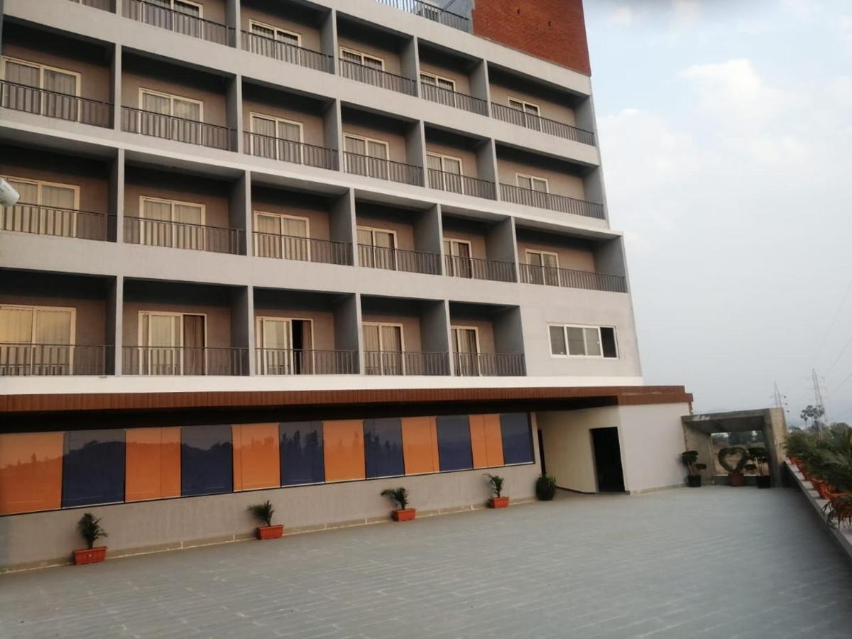 Comfort Inn , Statue Of Unity Kevadia Luaran gambar
